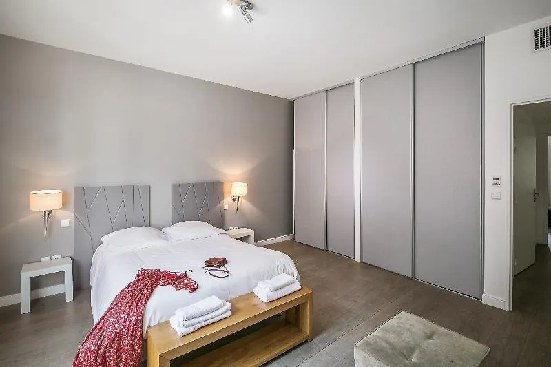 Comfort Aparthotel Lourdes Lorda Hotel
