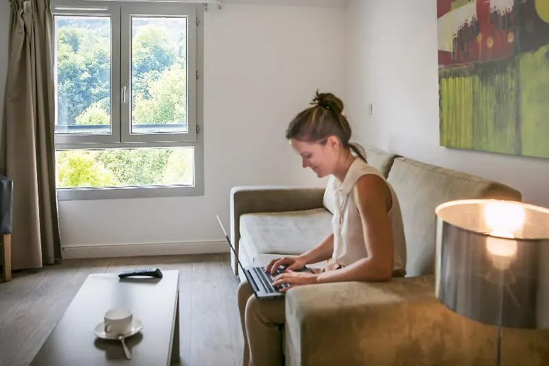 Comfort Aparthotel Lourdes Lorda 4*,