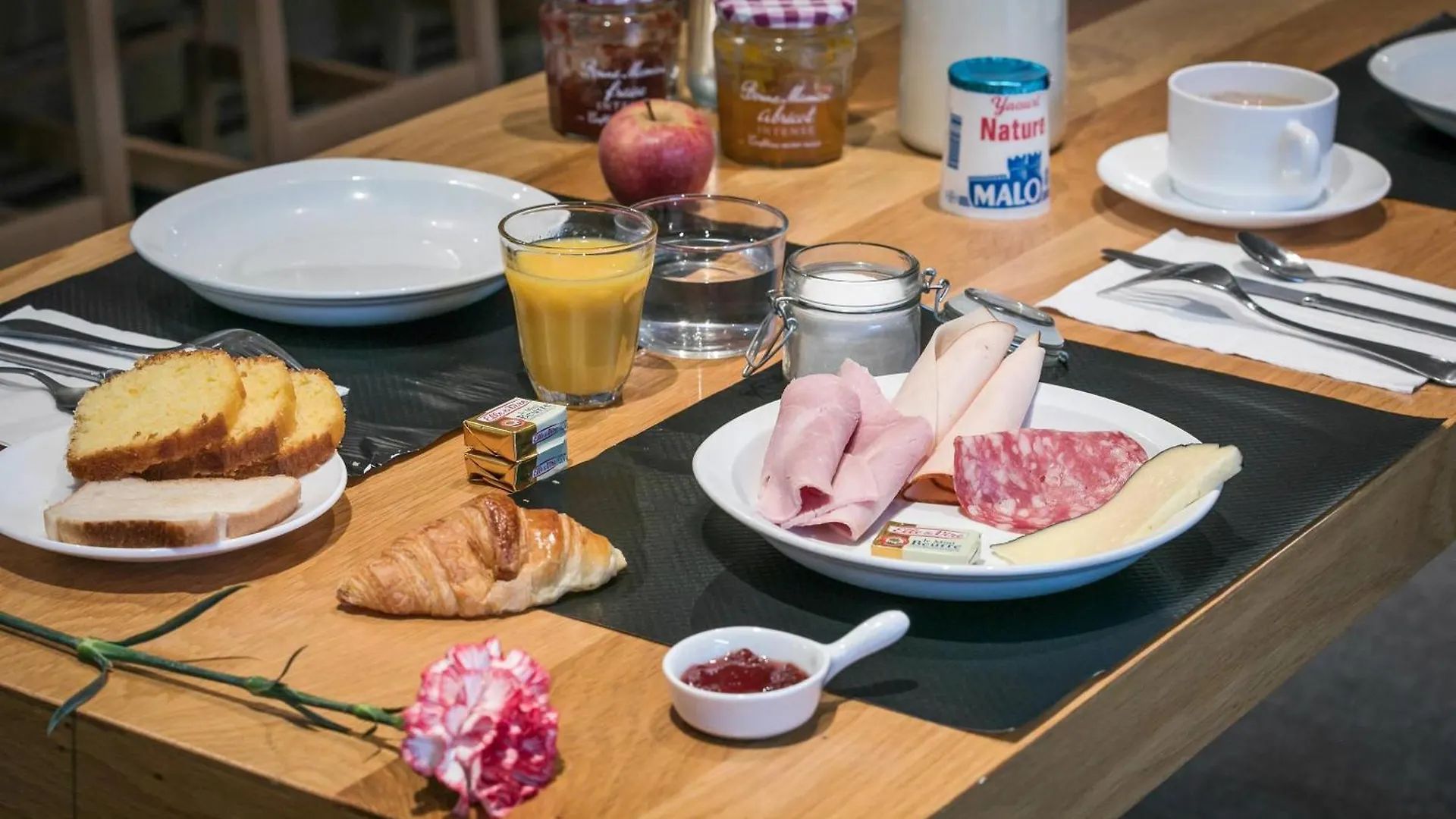 Comfort Aparthotel Lourdes Lorda Hotel